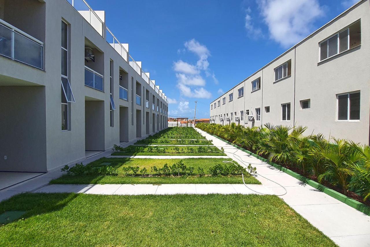 Beach Townhouses #C07 - Com Jacuzzi Por Carpediem Aquiraz Exterior photo